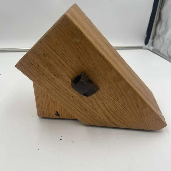 Cutco Oak Wood Knife Block 6 Slot Storage with‎ Built-in Sharpener Made in USA - Picture 6 of 8